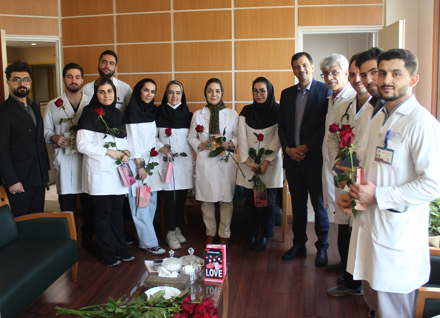  مراسم گرامیداشت روز پزشک در بیمارستان شهید هاشمی نژاد