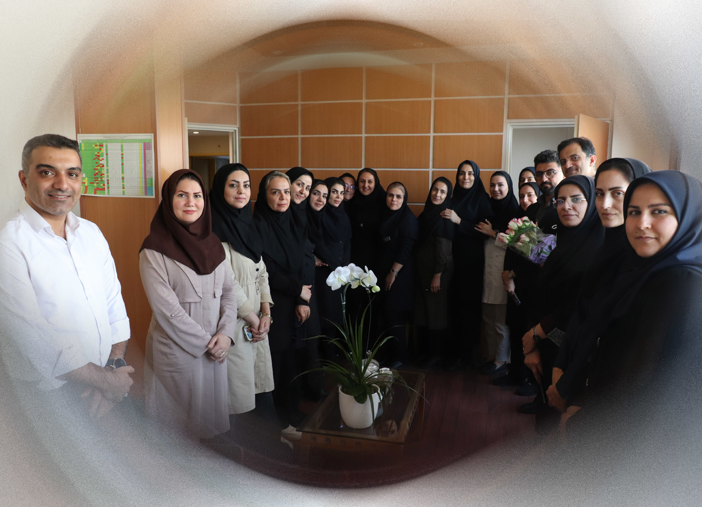 گرامیداشت روز کارمند و هفته دولت در بیمارستان شهیدهاشمی نژاد