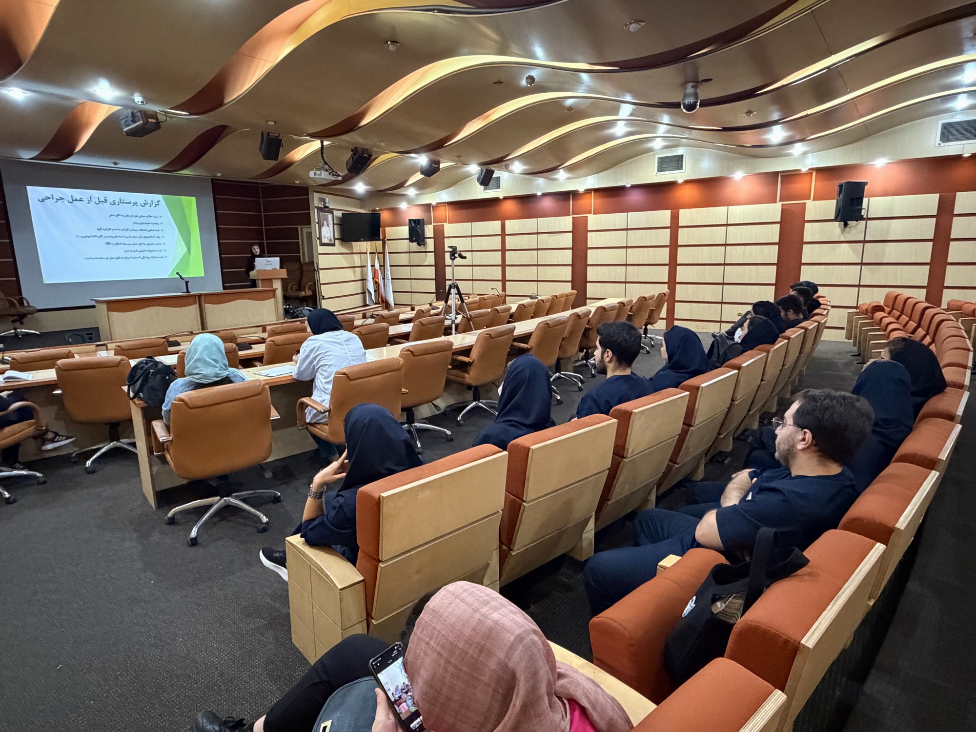 برگزاری کلاس گزارش نویسی- بیمارستان شهید هاشمی نژاد